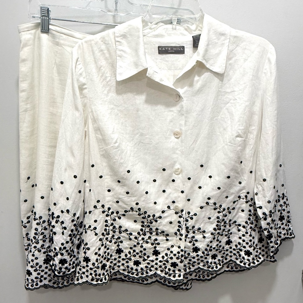 Exceptional 2-Piece White Linen Black Sequins Skirt Suit, Size Medium Petite